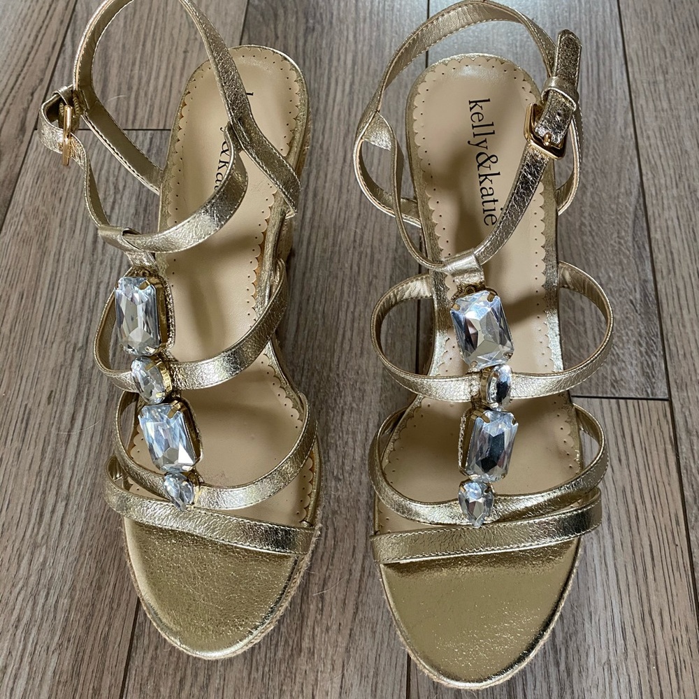 Kelly & Kate - Gorgeous jeweled heels